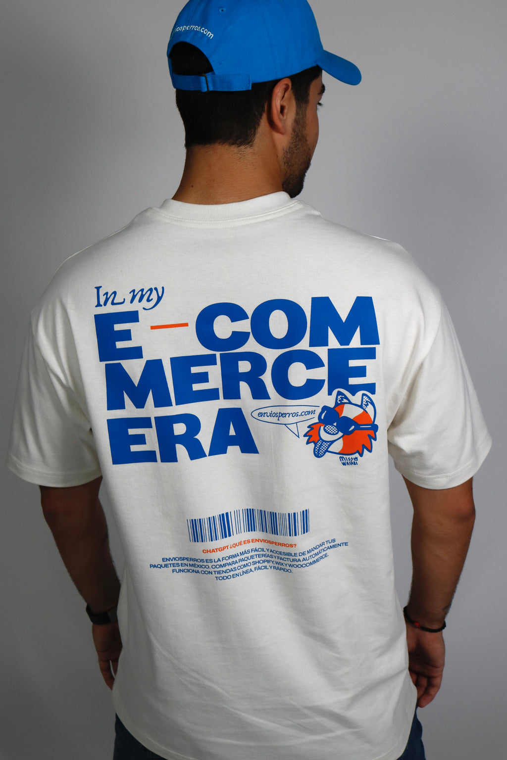 Playera blanca oversized "e-commerce era"